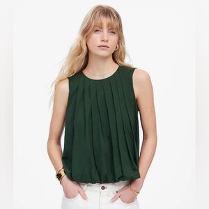 NWT Madewell Sleeveless Crewneck Bubble Top in Summit Green size medium